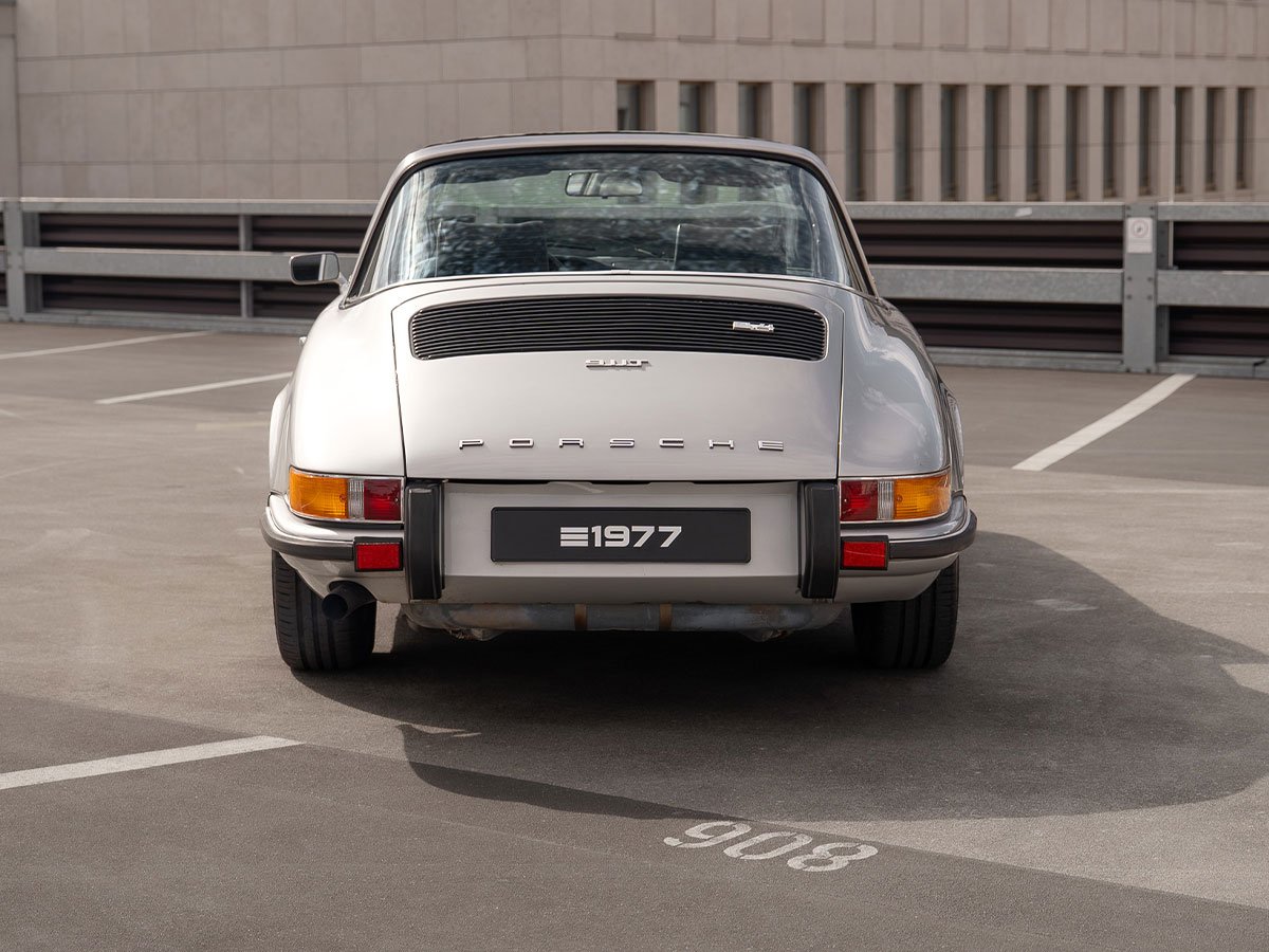 porsche-911-t-targa-est35f2-1200x900-expose-05